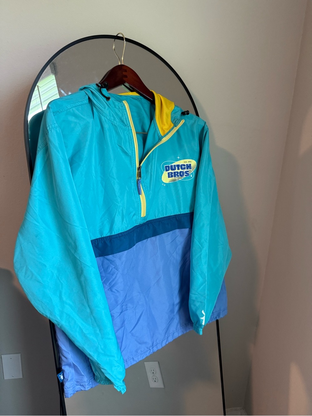 Dutch Bros Coffee Two Tone 1/2 Zip Lightweight Windbreaker Anorak Jacket Men